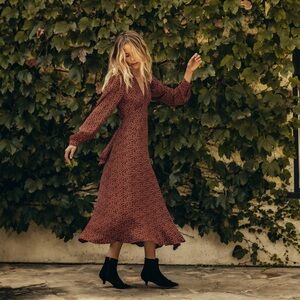 Doen Charleston Dress in Cherry Willow Print size XS